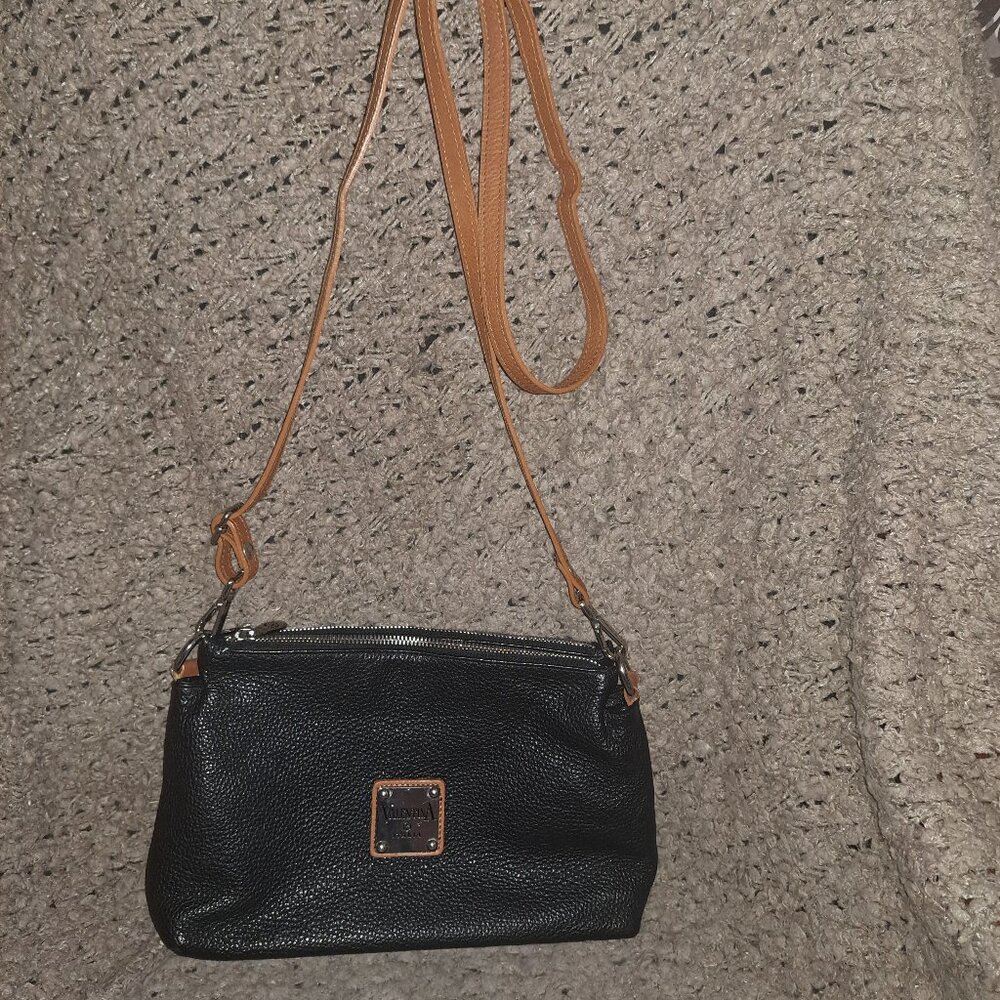 VALENTINA-Italia-Black Pebbled Leather Shoulder/Crossbody-Dbl Zip/Magnet-NM